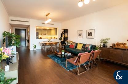 Apartment - 2 Bedrooms - 2 Bathrooms for sale in GR Una - Una - The Views - Dubai