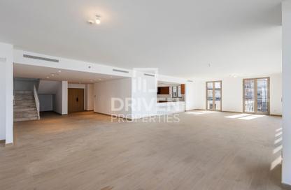 Penthouse - 5 Bedrooms - 7+ Bathrooms for rent in La Rive Building 1 - La Rive - Port de La Mer - La Mer - Jumeirah - Dubai Penthouse - 5 Bedrooms - 7+ Bathrooms for rent in La Rive Building 1 - La Rive - Port de La Mer - La Mer - Jumeirah - Dubai
