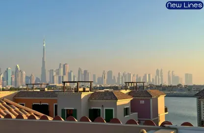 Villa - 3 Bedrooms - 5 Bathrooms for sale in Sur La Mer 1 - Sur La Mer - La Mer - Jumeirah - Dubai