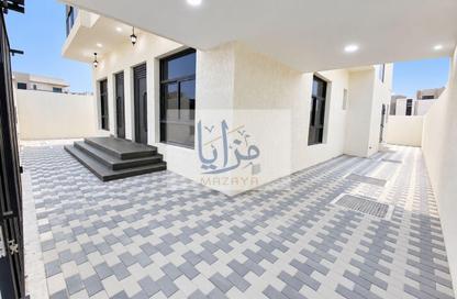 Villa - 5 - 7 for sale in Al Zaheya Gardens - Al Zahya - Ajman