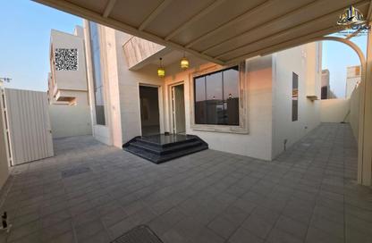 Villa - 5 - 7 for sale in Al Zaheya Gardens - Al Zahya - Ajman
