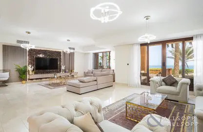 Villa - 6 Bedrooms - 4 Bathrooms for rent in Balqis Residences (Wyndham Residences The Palm) - Kingdom of Sheba - The Crescent - Palm Jumeirah - Dubai Villa - 6 Bedrooms - 4 Bathrooms for rent in Balqis Residences (Wyndham Residences The Palm) - Kingdom of Sheba - The Crescent - Palm Jumeirah - Dubai