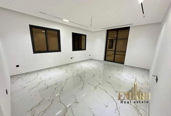 123400014 - Property Image 3