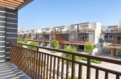 Townhouse - 4 - 4 for sale in Verona - Damac Hills 2 - Dubai Townhouse - 4 - 4 for sale in Verona - Damac Hills 2 - Dubai