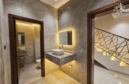 Villa - 3 Bedrooms - 5 Bathrooms for sale in Al Helio 1 - Al Helio - Ajman