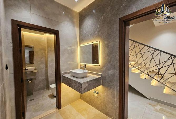 125640494 - Property Image 3