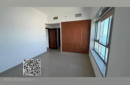 شقة - 2 غرف نوم - 4 حمامات للبيع في برج الكورنيش - طريق كورنيش عجمان - عجمان