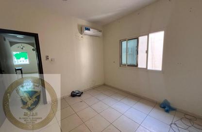 Apartment - 1 Bedroom - 1 Bathroom for rent in Al Qulaya'ah - Al Sharq - Sharjah