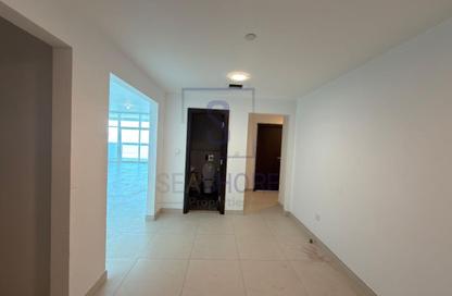 Apartment - 3 - 4 for rent in Al Ain Tower - Khalidiya Street - Al Khalidiya - Abu Dhabi Apartment - 3 - 4 for rent in Al Ain Tower - Khalidiya Street - Al Khalidiya - Abu Dhabi