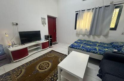 Apartment - Studio - 1 Bathroom for rent in Al Falah Street - City Downtown - Abu Dhabi Apartment - Studio - 1 Bathroom for rent in Al Falah Street - City Downtown - Abu Dhabi