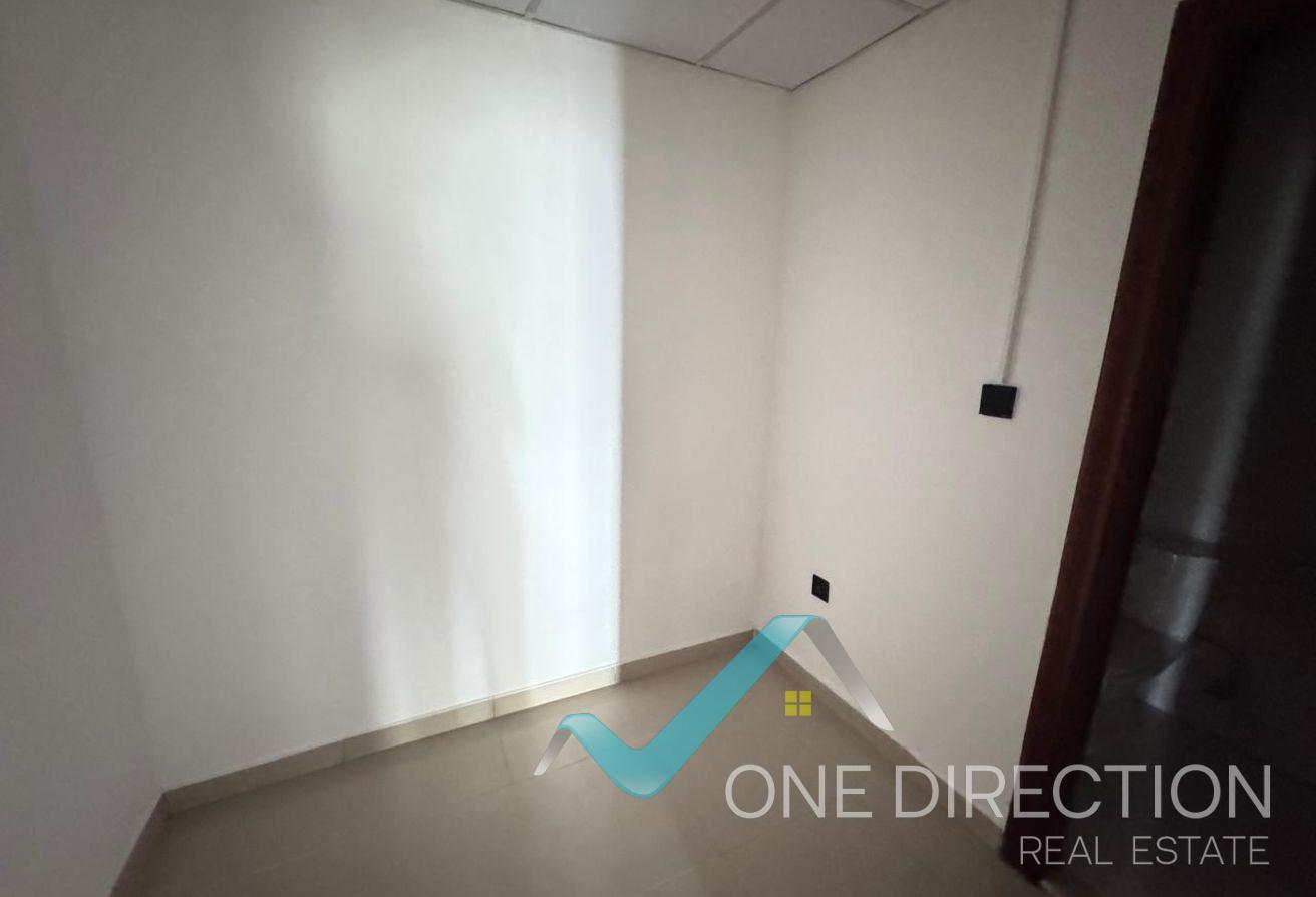 Spacious Layout | High Floor | Unfurnished photo 26