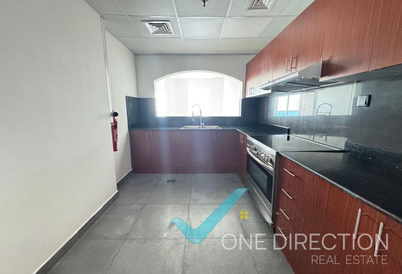 Spacious Layout | High Floor | Unfurnished photo 10