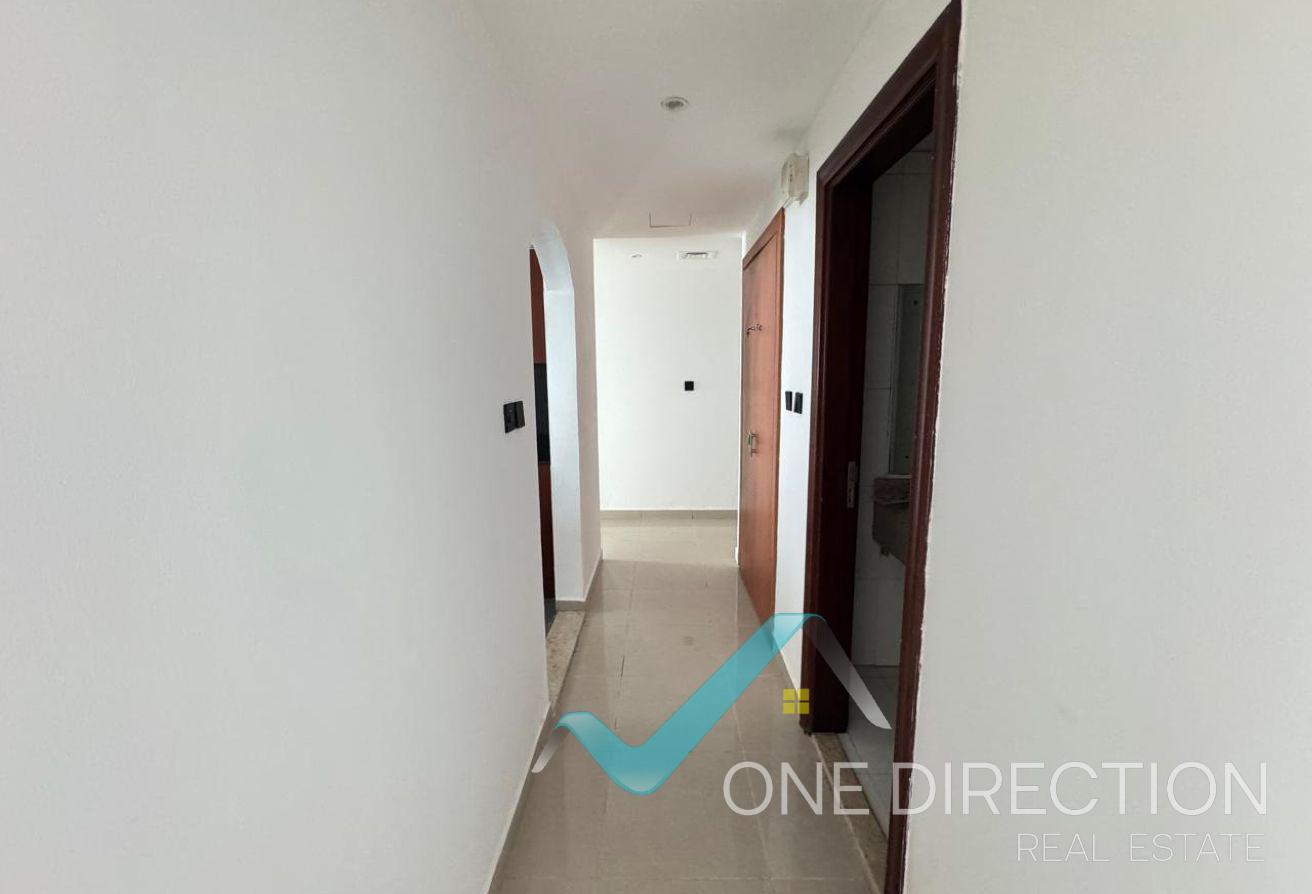 Spacious Layout | High Floor | Unfurnished photo 12