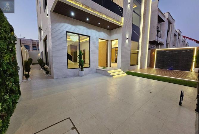 77399523 - Property Image 3