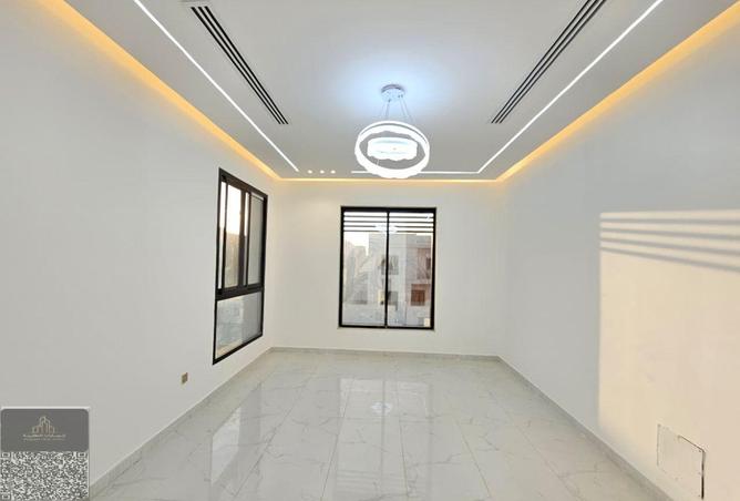 58570453 - Property Image 3