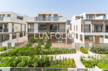 Villa - 4 - 6 for sale in Aura 2 - Aura - Tilal Al Ghaf - Dubai