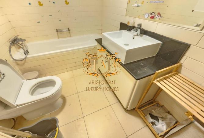 105123501 - Property Image 3