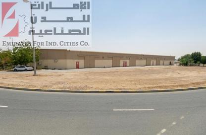Warehouse - Studio - 2 Bathrooms for rent in Al Sajaa Industrial - Al Sajaa - Sharjah