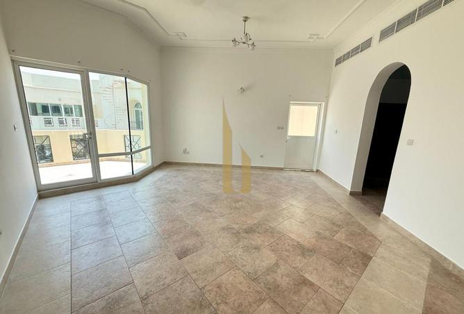 128379967 - Property Image 2