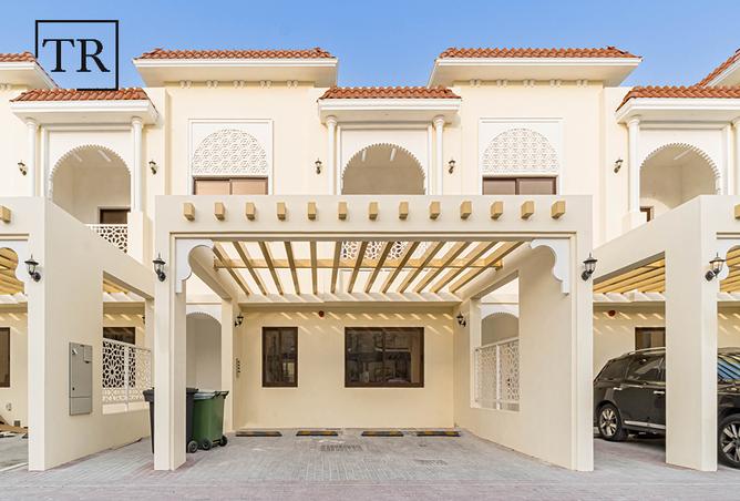 Newly Built |Single Row| Well Planned |Maids Room