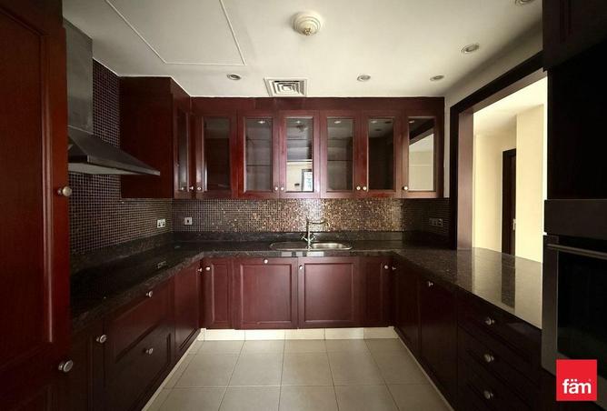 94018608 - Property Main Image