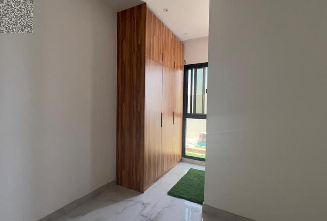 91827625 - صورة العقار 3