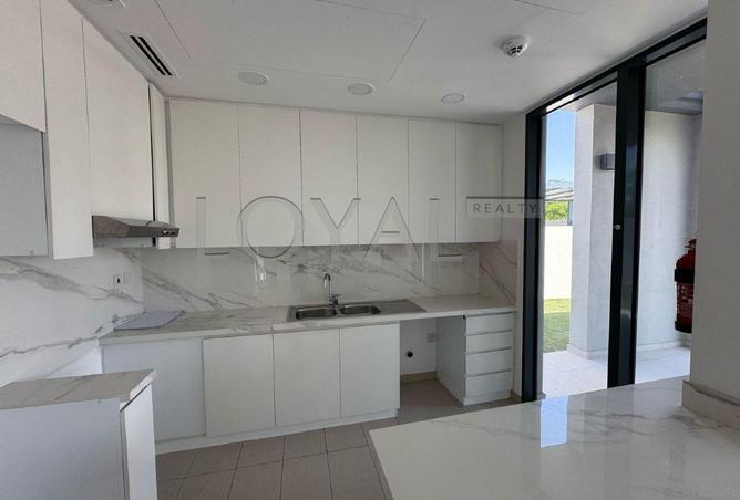 76565357 - Property Image 2