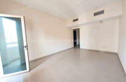 Apartment - 1 - 2 for rent in Al Amal Building - Um Altaraffa - Sharjah