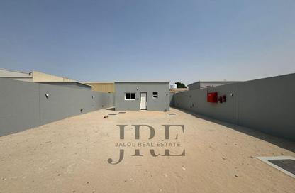 Warehouse - Studio - 1 for rent in Al Sajaa Industrial - Al Sajaa - Sharjah