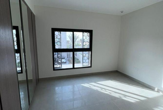 70718785 - صورة العقار 2