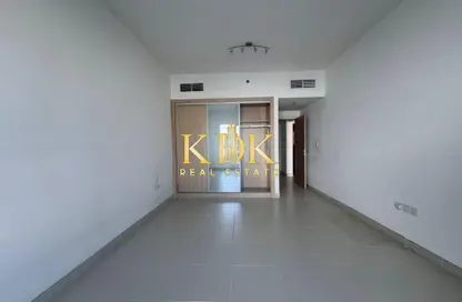 Apartment - 1 Bedroom - 2 Bathrooms for rent in Oxford Building - District 14 - Jumeirah Village Circle - Dubai