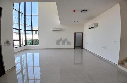 Villa - 5 - 7 for rent in Madinat Al Riyad - Abu Dhabi