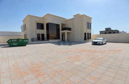 Villa - 5 - 7 for rent in Madinat Al Riyad - Abu Dhabi