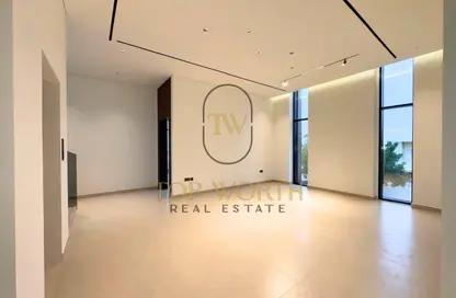 Villa - 5 Bedrooms - 6 Bathrooms for rent in Al Quoz 1 Villas - Al Quoz 1 - Al Quoz - Dubai