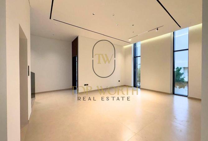 فيلا مستقلة | مصعد | شاغرة | غرفة الخادمة