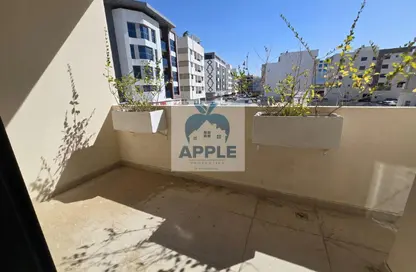 شقة - غرفة نوم - 2 حمامات للايجار في الزاهية - تجارية مويلح - الشارقة