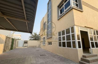 Villa - 4 - 6 for rent in Al Jazzat - Al Riqqa - Sharjah