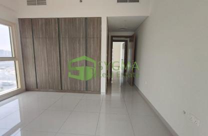 Apartment - 2 Bedrooms - 3 Bathrooms for rent in East Coast Building - Barsha Heights (Tecom) - Dubai