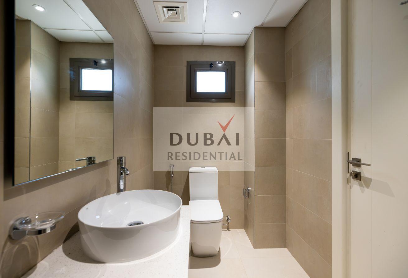 Premium 3BR TH |Direct From Developer |Near to SZR photo 18