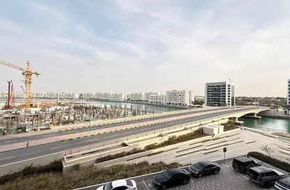 شقة - غرفة نوم - 2 حمامات للايجار في مساكن جاتواي - ميناء العرب - راس الخيمة - رأس الخيمة شقة - غرفة نوم - 2 حمامات للايجار في مساكن جاتواي - ميناء العرب - راس الخيمة - رأس الخيمة