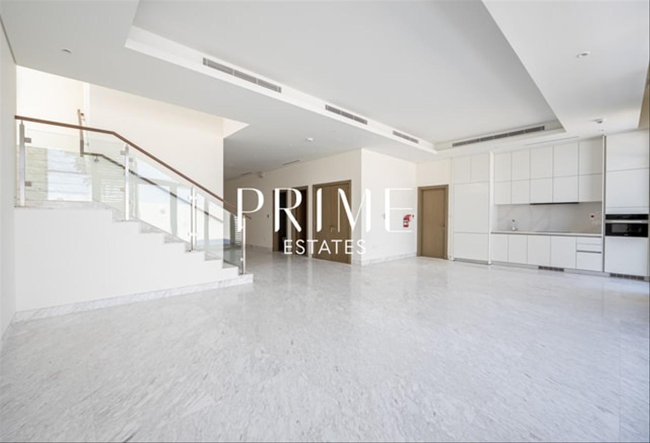 Spacious 4BR Villa | Ready to Move I MBR City photo 11