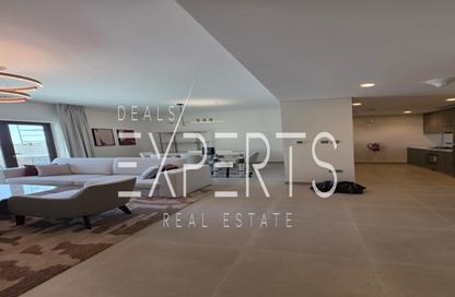 Apartment - 2 Bedrooms - 3 Bathrooms for sale in Views A - Yas Golf Collection - Yas Island - Abu Dhabi