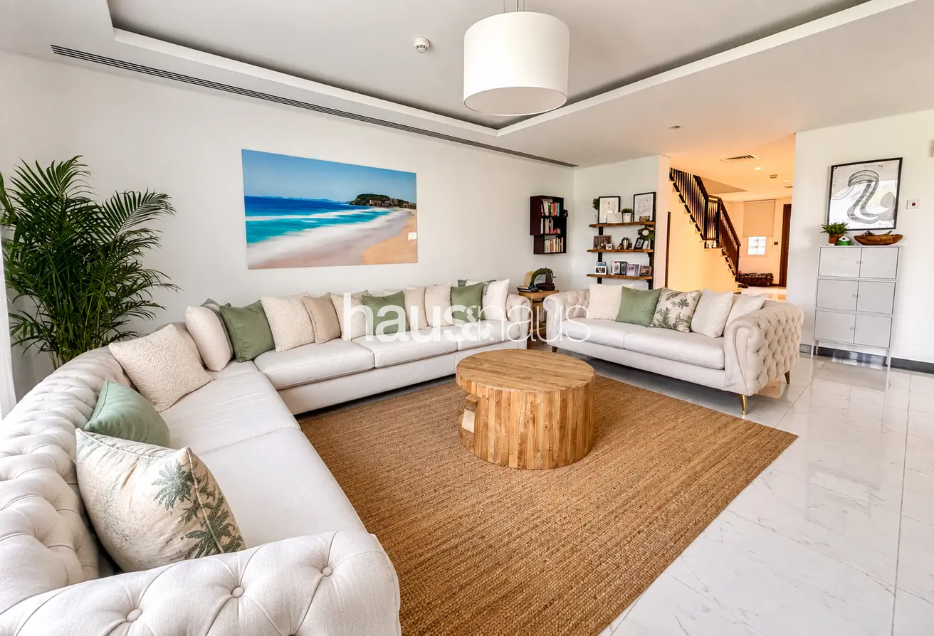 153302850 - Property Main Image