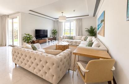 Villa - 4 - 4 for rent in Al Habtoor Polo Resort and Club - The Residences - Dubai