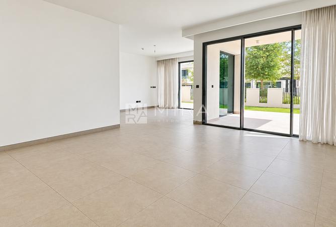 141896345 - Property Image 2