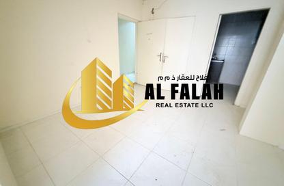 شقة - غرفة نوم - 1 حمام للايجار في بو تينة - الشرق - الشارقة