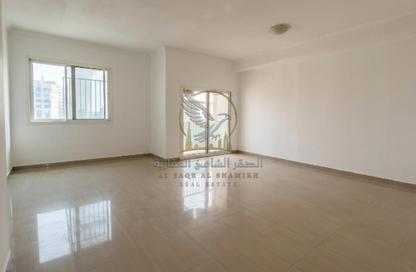 Apartment - 2 Bedrooms - 3 Bathrooms for rent in Al Khan Corniche - Al Khan - Sharjah