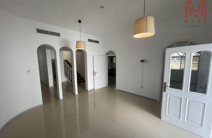Villa - 5 Bedrooms - 6 Bathrooms for rent in Umm Suqeim 1 Villas - Umm Suqeim 1 - Umm Suqeim - Dubai Villa - 5 Bedrooms - 6 Bathrooms for rent in Umm Suqeim 1 Villas - Umm Suqeim 1 - Umm Suqeim - Dubai