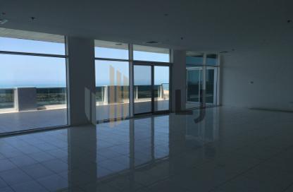 Penthouse - 4 Bedrooms - 6 Bathrooms for rent in Baynuna Tower 2 - Corniche Road - Abu Dhabi