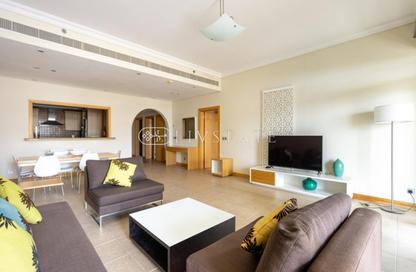 Whole Building - 2 Bedrooms - 3 Bathrooms for rent in Al Das - Shoreline Apartments - Palm Jumeirah - Dubai